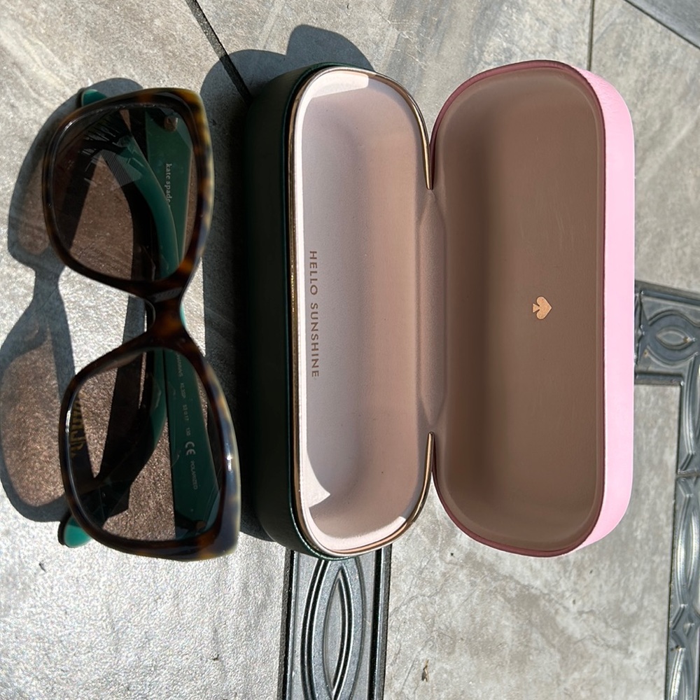 Kate Spade sunglasses and hard case